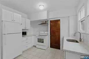 465 Oakdene Ave 1, Cliffside Park, NJ 07010 - Photo 16