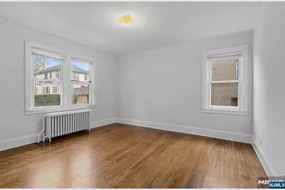 465 Oakdene Avenue 1 #1, Cliffside Park, NJ 07010 - Photo 12