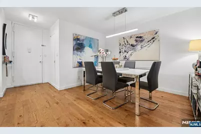555 North Avenue 1V #1V, Fort Lee, NJ 07024 - Photo 4