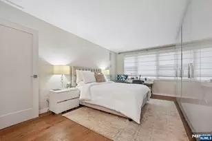 555 North Ave 1V, Fort Lee, NJ 07024 - Photo 12