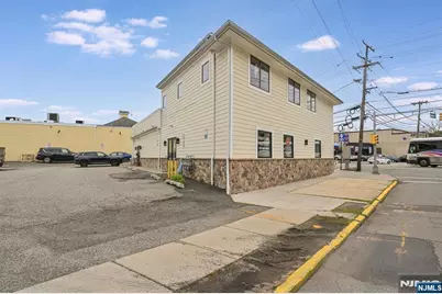 37 River Edge 1 #1, Tenafly, NJ 07670 - Photo 14