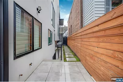7 Adelaide, Edgewater, NJ 07020 - Photo 24
