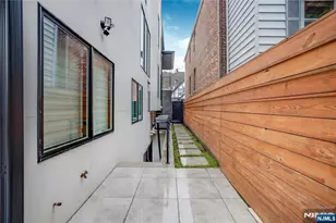 7 Adelaide, Edgewater, NJ 07020 - Photo 24