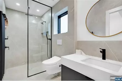 7 Adelaide, Edgewater, NJ 07020 - Photo 18
