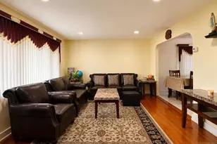 372 Main St, Bergenfield, NJ 07621 - Photo 2