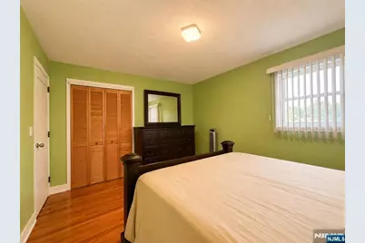 372 Main Street, Bergenfield, NJ 07621 - Photo 16