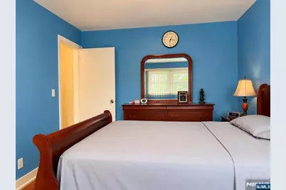 372 Main Street, Bergenfield, NJ 07621 - Photo 14