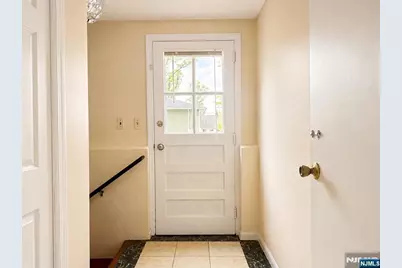 372 Main Street, Bergenfield, NJ 07621 - Photo 22