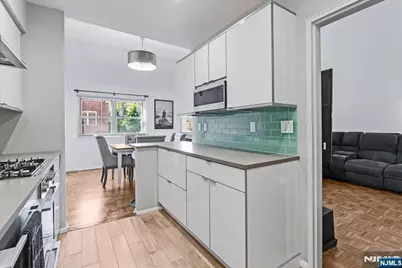 361 Claremont Avenue 11 #11, Montclair, NJ 07042 - Photo 10