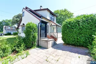 244 Van Winkle Ave 2, Hawthorne, NJ 07506 - Photo 1