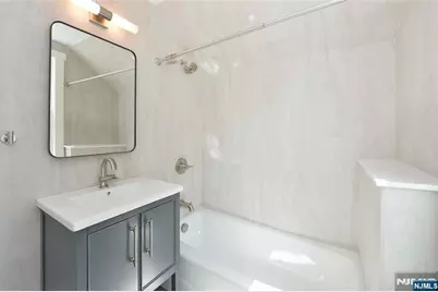 244 Van Winkle Avenue 2 #2, Hawthorne, NJ 07506 - Photo 12