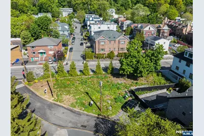 5 Vista Lane, Edgewater, NJ 07020 - Photo 2