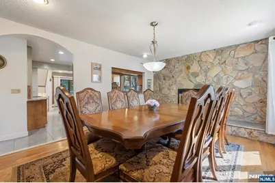 32-03 Norwood Drive, Fair Lawn, NJ 07410 - Photo 4