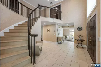 1115 Arcadian Way, Fort Lee, NJ 07024 - Photo 8