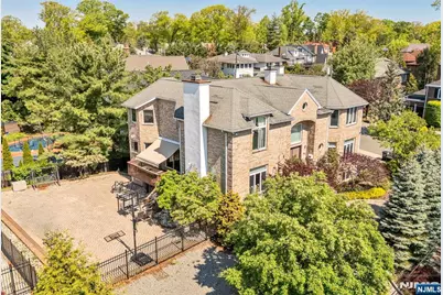 1115 Arcadian Way, Fort Lee, NJ 07024 - Photo 44