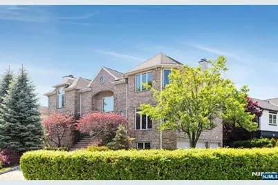 1115 Arcadian Way, Fort Lee, NJ 07024 - Photo 42
