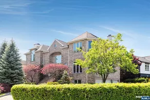1115 Arcadian Way, Fort Lee, NJ 07024 - Photo 42