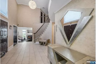 1115 Arcadian Way, Fort Lee, NJ 07024 - Photo 8
