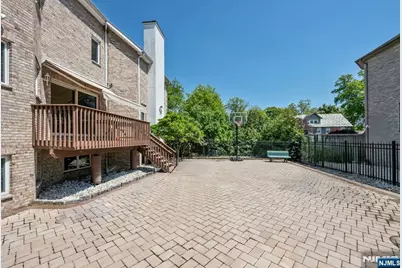 1115 Arcadian Way, Fort Lee, NJ 07024 - Photo 40