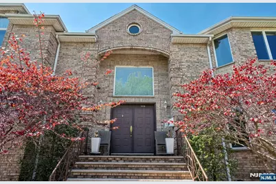1115 Arcadian Way, Fort Lee, NJ 07024 - Photo 4