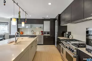 1115 Arcadian Way, Fort Lee, NJ 07024 - Photo 18