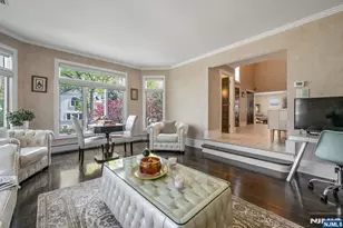 1115 Arcadian Way, Fort Lee, NJ 07024 - Photo 10