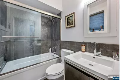1115 Arcadian Way, Fort Lee, NJ 07024 - Photo 38