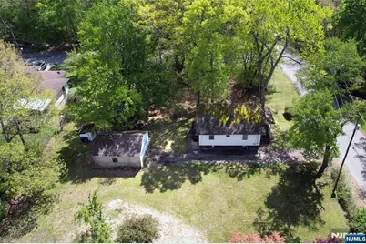 86 Greenwood Avenue, Pequannock Township, NJ 07440 - Photo 2