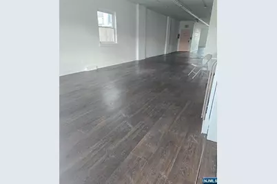 665 Anderson Avenue 3rd Fl #3rd FL, Cliffside Park, NJ 07010 - Photo 4