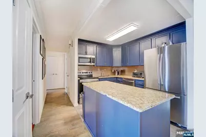 250 Gorge #21B, Cliffside Park, NJ 07010 - Photo 8