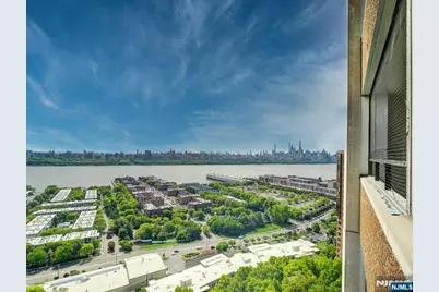 250 Gorge 21B #21B, Cliffside Park, NJ 07010 - Photo 1