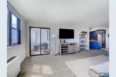 250 Gorge #21B, Cliffside Park, NJ 07010 - Photo 6