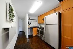 212 9th Street 4B, Jersey City, NJ 07302 - Photo 4
