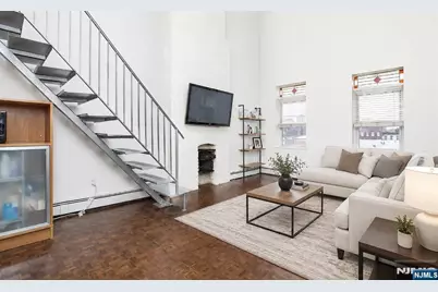 212 9th Street 4B #4B, Jersey City, NJ 07302 - Photo 2
