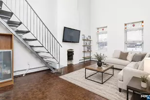 212 9th Street 4B, Jersey City, NJ 07302 - Photo 2