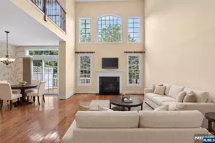33 Windsor Ln, Ramsey, NJ 07446 - Photo 12