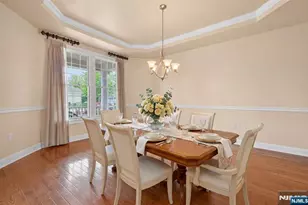 33 Windsor Ln, Ramsey, NJ 07446 - Photo 8