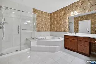 33 Windsor Ln, Ramsey, NJ 07446 - Photo 20