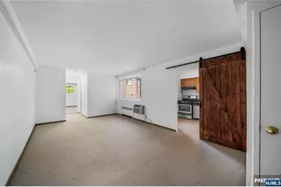 2345 Linwood Avenue 1E #1E, Fort Lee, NJ 07024 - Photo 6