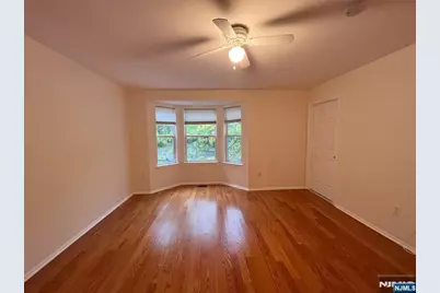 2417 Stanhope Court, Mahwah, NJ 07430 - Photo 16
