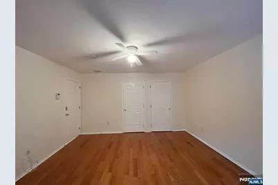 2417 Stanhope Court, Mahwah, NJ 07430 - Photo 12