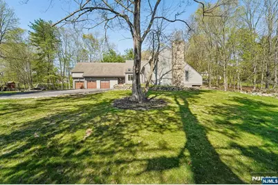 11 Carlough Road, Upper Saddle River, NJ 07458 - Photo 40