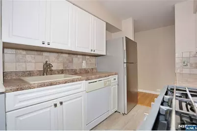 605 Grove Street, Clifton, NJ 07013 - Photo 18