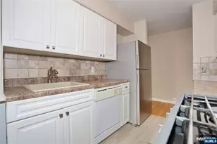 605 Grove Street 2 C, Clifton, NJ 07013 - Photo 18