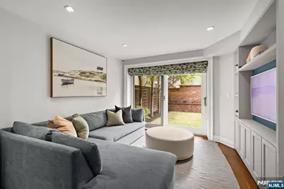 157 10th, Hoboken, NJ 07030 - Photo 34