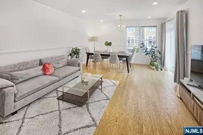 453 Albany Court, West New York, NJ 07093 - Photo 2