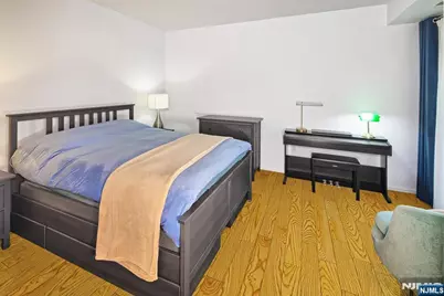 453 Albany Court, West New York, NJ 07093 - Photo 16
