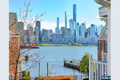 453 Albany Court, West New York, NJ 07093 - Photo 14