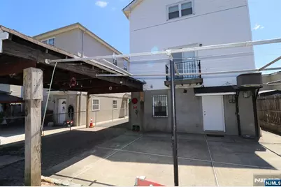15 Garibaldi Avenue, Newark, NJ 07114 - Photo 26