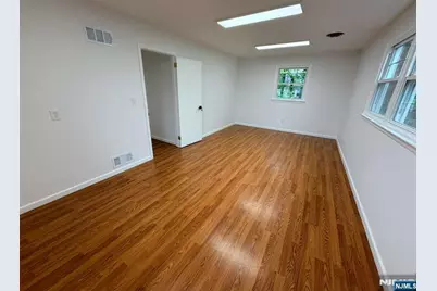 1310 Hamburg Turnpike, Wayne, NJ 07470 - Photo 14